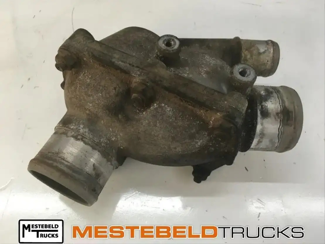 Scania T hermostaathuis - Moteur et pièces pour Camion: photos 1 Scania T hermostaathuis - Moteur et pièces pour Camion: photos 1