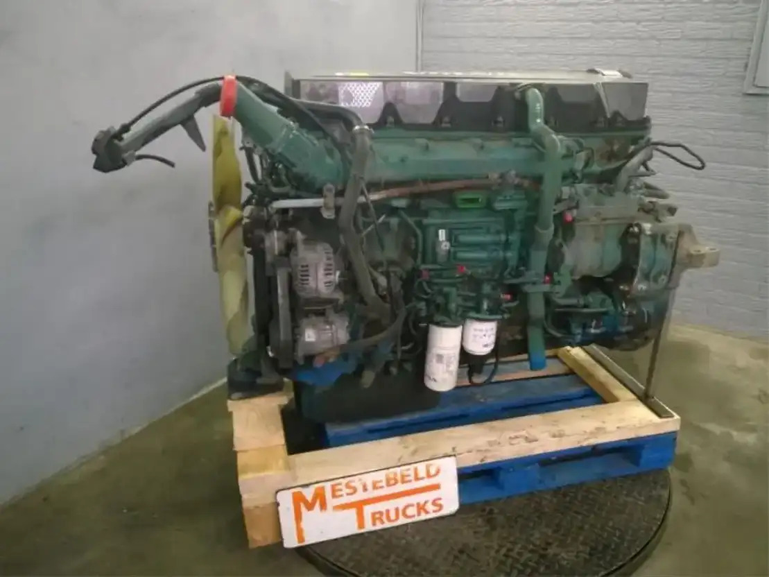 Volvo Motor D13 - Moteur pour Camion: photos 2 Volvo Motor D13 - Moteur pour Camion: photos 2