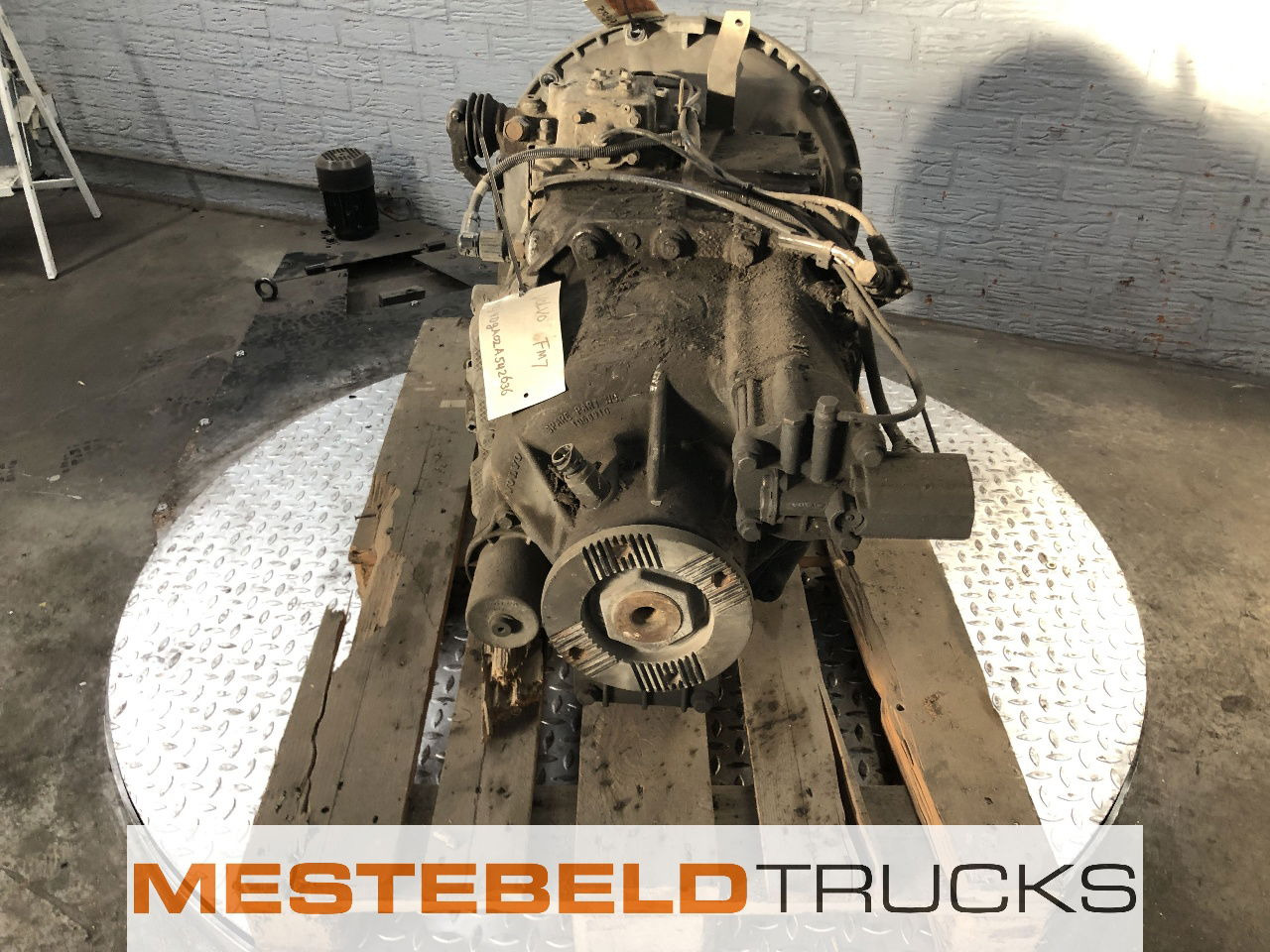 Volvo Versnellingsbak R 1000  - Boîte de vitesse et pièces pour Camion: photos 4 Volvo Versnellingsbak R 1000  - Boîte de vitesse et pièces pour Camion: photos 4