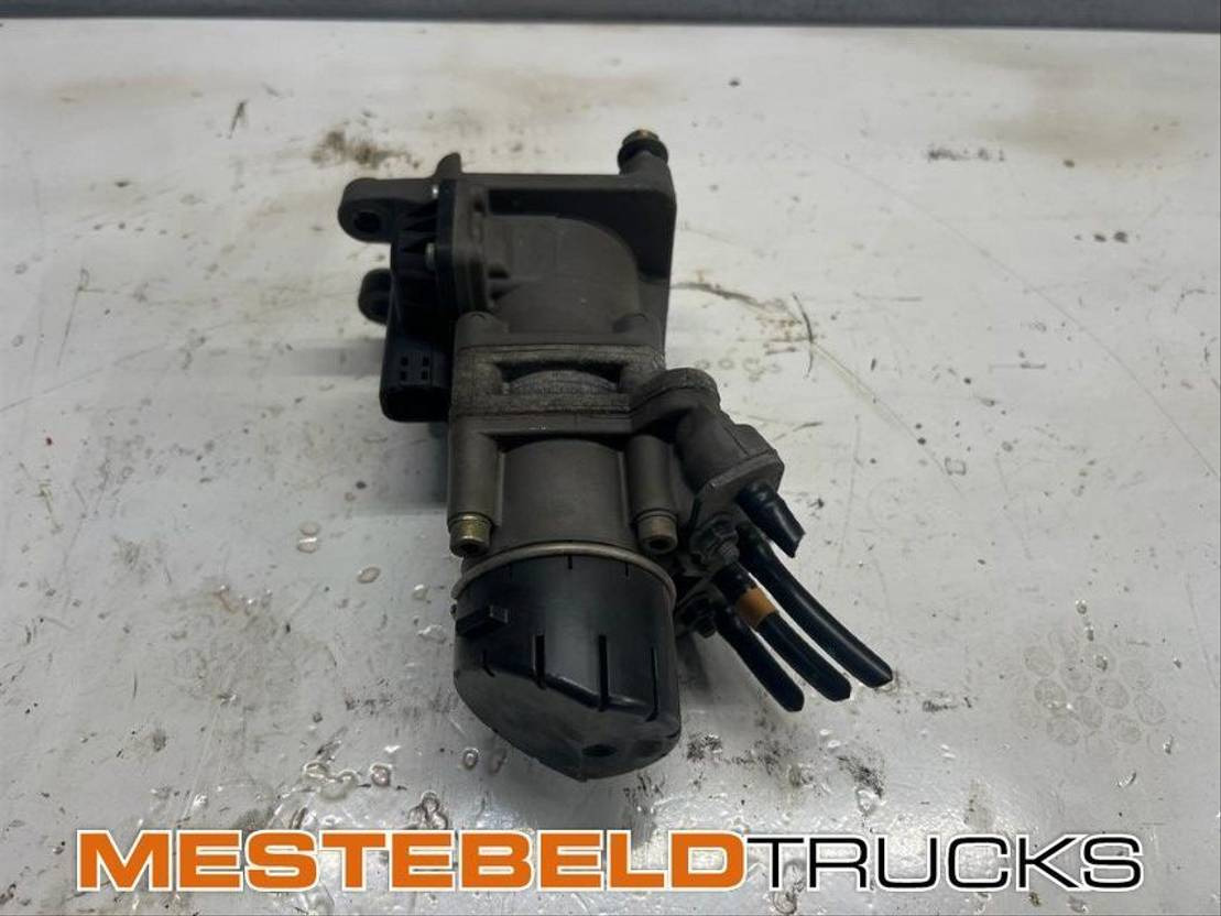 Volvo Voetremventiel  - Pièces de frein pour Camion: photos 1 Volvo Voetremventiel  - Pièces de frein pour Camion: photos 1