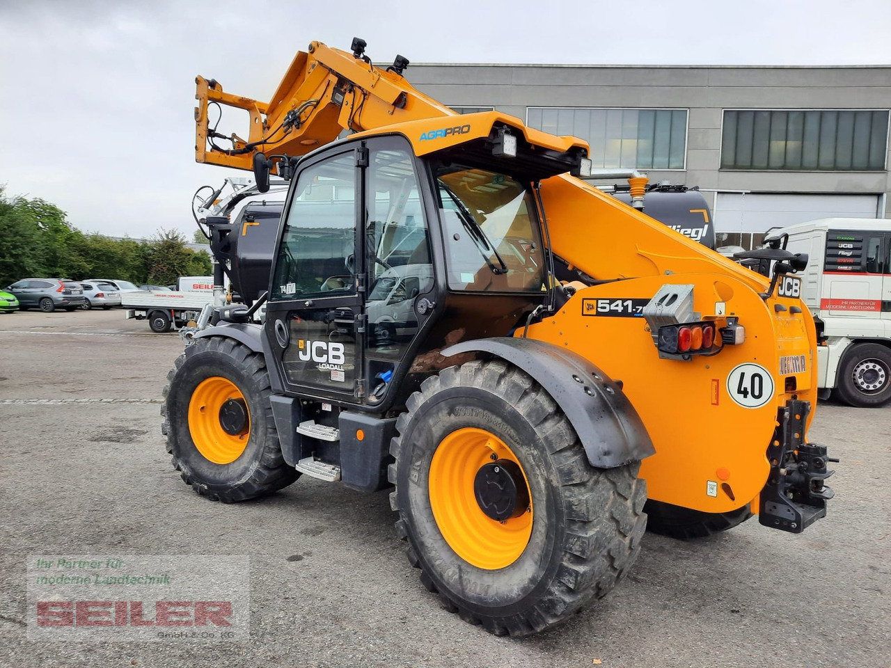 JCB 541-70 Agri Pro DualTec-VT 40km/h - Chariot télescopique: photos 5 JCB 541-70 Agri Pro DualTec-VT 40km/h - Chariot télescopique: photos 5