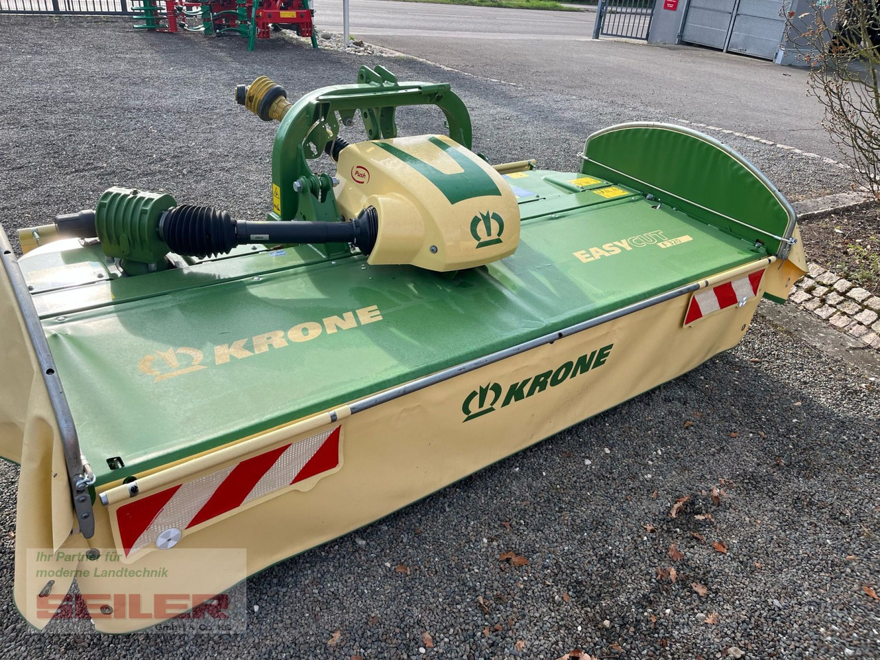 Krone EasyCut F320 Gen 3 - Faucheuse: photos 2 Krone EasyCut F320 Gen 3 - Faucheuse: photos 2