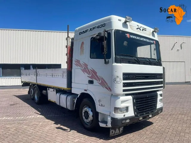 DAF 95.350 8 Tires (6x2) euro 2 - Camion plateau: photos 1 DAF 95.350 8 Tires (6x2) euro 2 - Camion plateau: photos 1