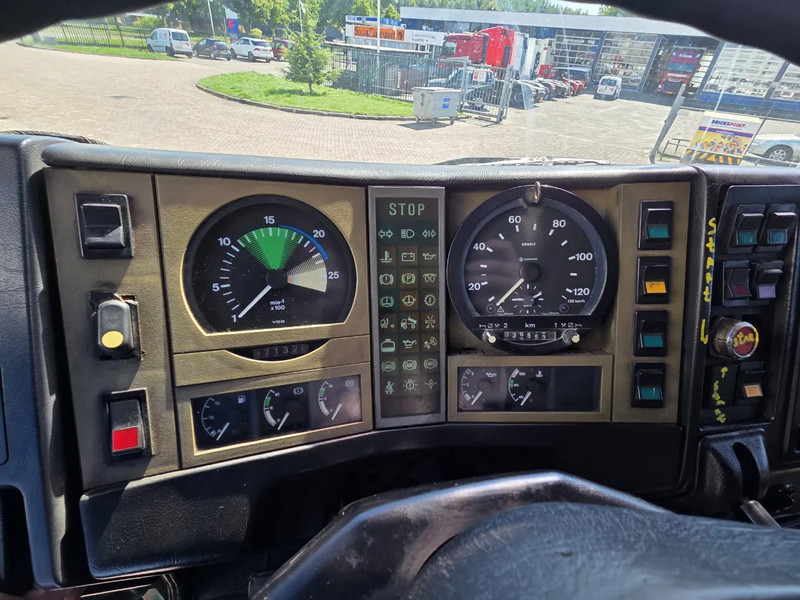 Camion plateau, Camion grue MAN 26.362 6x4 Full spring Euro 2: photos 12