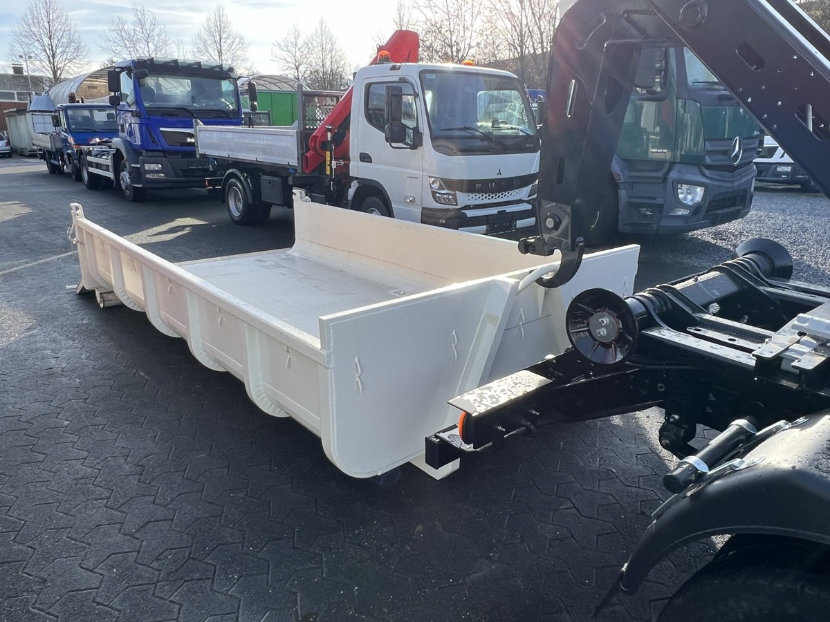 FUSO Canter FUSO 7C18 City Abrollkipper Miete - Camion ampliroll: photos 5 FUSO Canter FUSO 7C18 City Abrollkipper Miete - Camion ampliroll: photos 5