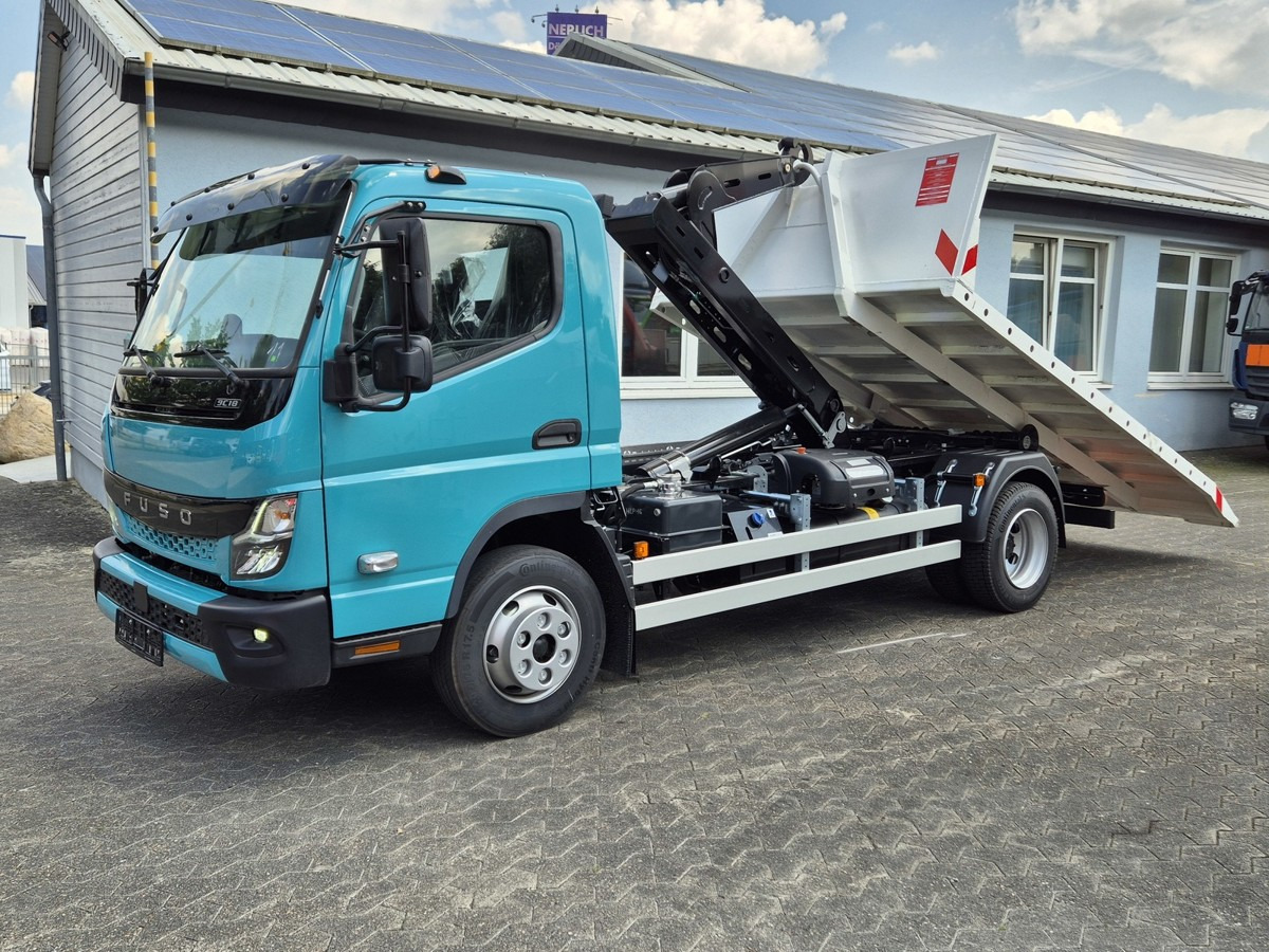 FUSO Canter FUSO 9C18 City Abrollkipper Krokbil Color - Camion ampliroll, Camion grue: photos 2 FUSO Canter FUSO 9C18 City Abrollkipper Krokbil Color - Camion ampliroll, Camion grue: photos 2