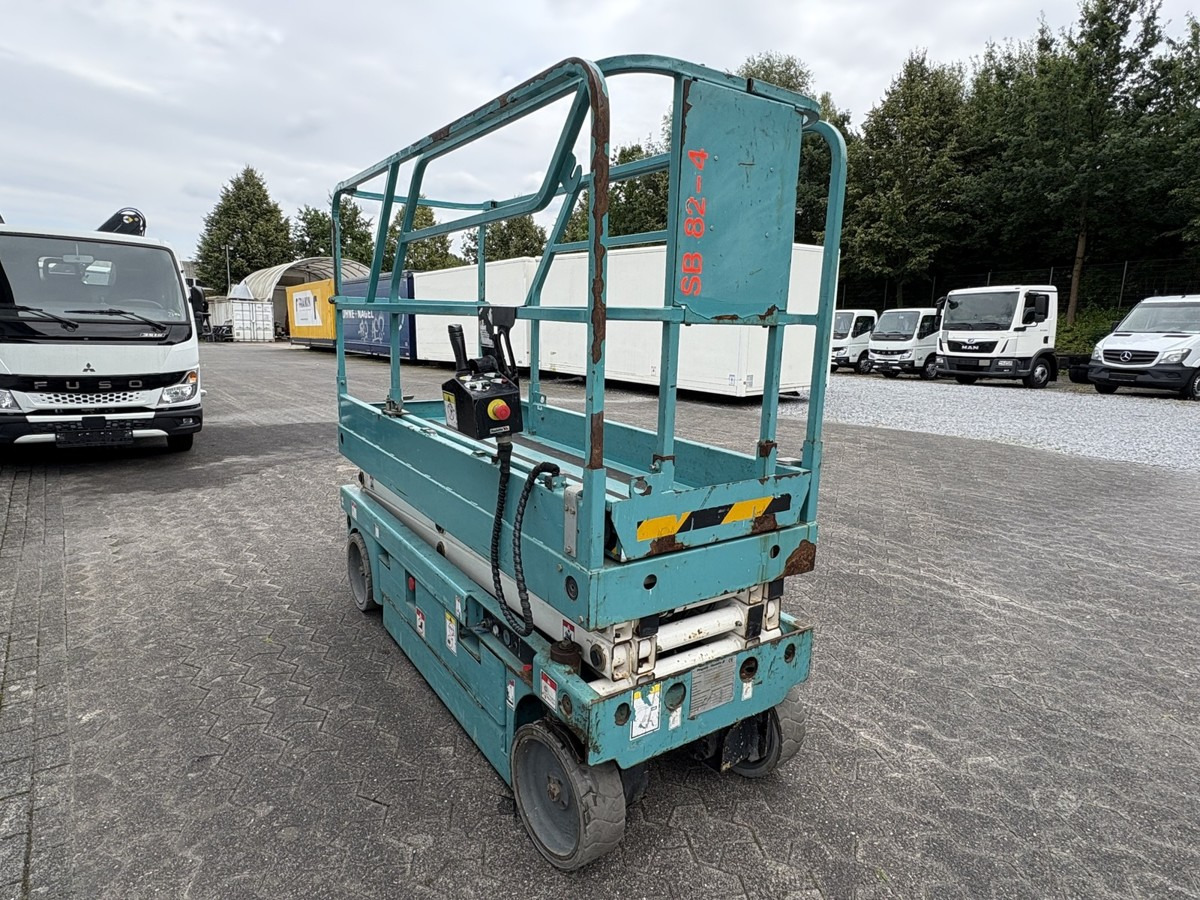 GENIE Haulotte Compact 8 baugleich GS 2032 sofort verf - Nacelle ciseaux: photos 4 GENIE Haulotte Compact 8 baugleich GS 2032 sofort verf - Nacelle ciseaux: photos 4