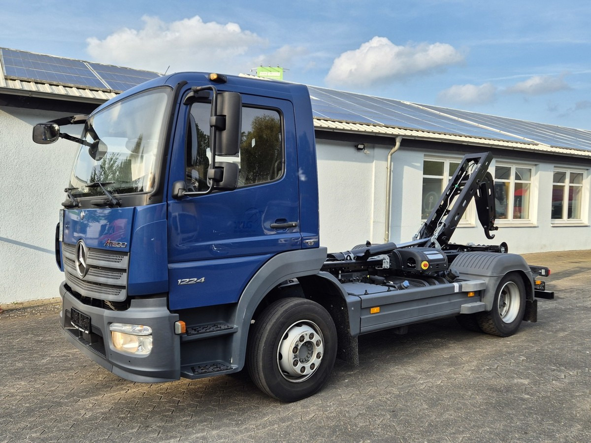 MERCEDES-BENZ 1224 L Atego City Abrollkipper NEU AHK Euro 6 - Camion ampliroll: photos 3 MERCEDES-BENZ 1224 L Atego City Abrollkipper NEU AHK Euro 6 - Camion ampliroll: photos 3