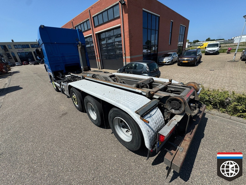 DAF XF 105.460 8X2/4 - 30t hooklift - CLEAN HOLLAND TRUCK - Camion ampliroll: photos 2 DAF XF 105.460 8X2/4 - 30t hooklift - CLEAN HOLLAND TRUCK - Camion ampliroll: photos 2