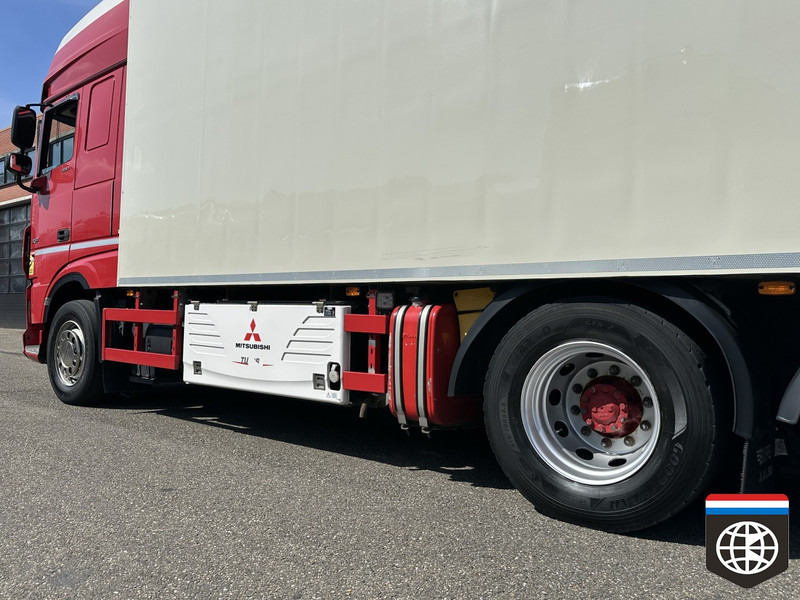 DAF XF 480 FAR 2x DIESEL REFRIG. - 2x TAIL LIFT - 50CC FLOWERS - HOLLAND TRUCK - Camion frigorifique: photos 4 DAF XF 480 FAR 2x DIESEL REFRIG. - 2x TAIL LIFT - 50CC FLOWERS - HOLLAND TRUCK - Camion frigorifique: photos 4