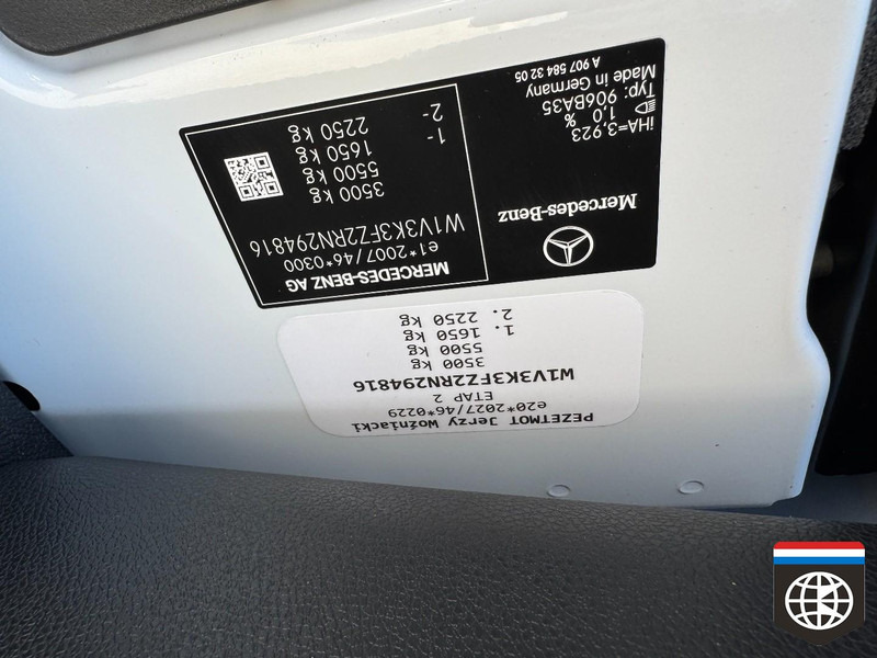 Mercedes-Benz Sprinter  Laadbak verwarming - IDEAAL VOOR TRANSPORT VAN BLOEMEN IN DOZEN en/ of KRATTEN - Fourgon grand volume: photos 2 Mercedes-Benz Sprinter  Laadbak verwarming - IDEAAL VOOR TRANSPORT VAN BLOEMEN IN DOZEN en/ of KRATTEN - Fourgon grand volume: photos 2