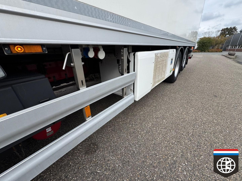 Scania P 360 6X2/4 Thermo King - Taillift - LOW KM !! - Camion frigorifique: photos 4 Scania P 360 6X2/4 Thermo King - Taillift - LOW KM !! - Camion frigorifique: photos 4