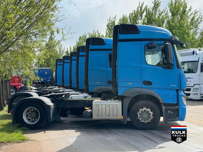 Mercedes-Benz ACTROS 1842 6x TRACTOR AVAILABLE - Tracteur routier: photos 4 Mercedes-Benz ACTROS 1842 6x TRACTOR AVAILABLE - Tracteur routier: photos 4