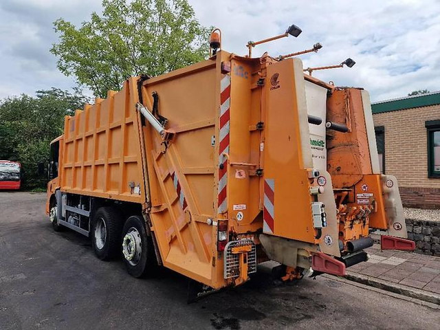 Mercedes-Benz Econic 2628 - Benne à ordures ménagères: photos 5 Mercedes-Benz Econic 2628 - Benne à ordures ménagères: photos 5