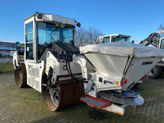 CAT CD54B, Streuer, Kantenschneider, Tandemwalzenzug - Rouleau compresseur: photos 2 CAT CD54B, Streuer, Kantenschneider, Tandemwalzenzug - Rouleau compresseur: photos 2