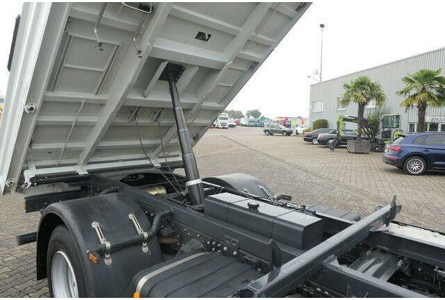 Iveco 120E EuroCargo 4x2, Meiller, Klima, AHK, Hydr. - Camion benne: photos 2 Iveco 120E EuroCargo 4x2, Meiller, Klima, AHK, Hydr. - Camion benne: photos 2