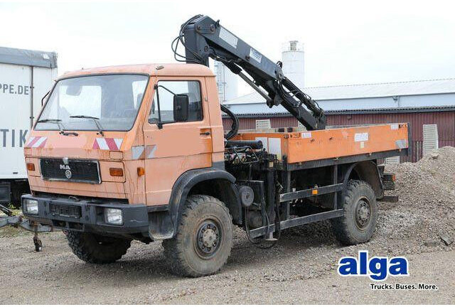 MAN 9.150 4x4, Allrad, Hiab 071 AW, Einzelbereifung - Camion plateau: photos 1 MAN 9.150 4x4, Allrad, Hiab 071 AW, Einzelbereifung - Camion plateau: photos 1