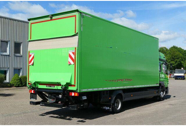 Mercedes-Benz 1023 L Atego 4x2, Schlafkabine, AHK, LBW, Möbel - Camion fourgon: photos 5 Mercedes-Benz 1023 L Atego 4x2, Schlafkabine, AHK, LBW, Möbel - Camion fourgon: photos 5