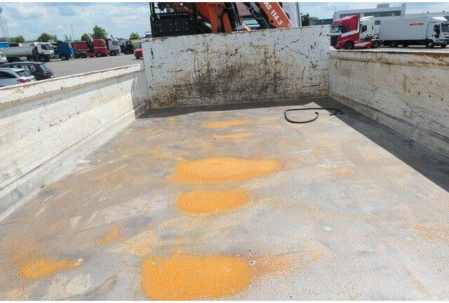 Mercedes-Benz 1829 K Axor, Atlas 116.3-A2L, AHK, Greifer,Klima - Camion benne: photos 4 Mercedes-Benz 1829 K Axor, Atlas 116.3-A2L, AHK, Greifer,Klima - Camion benne: photos 4