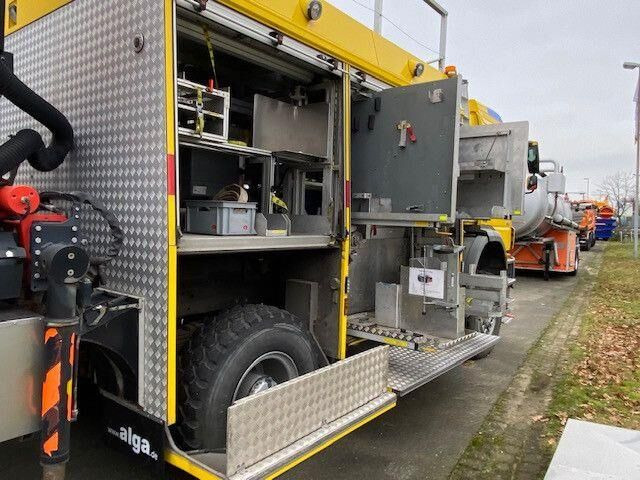 Mercedes-Benz 1833 Axor 4x4, Kran Palfinger, Rosenbauer, AHK - Camion de pompier: photos 3 Mercedes-Benz 1833 Axor 4x4, Kran Palfinger, Rosenbauer, AHK - Camion de pompier: photos 3