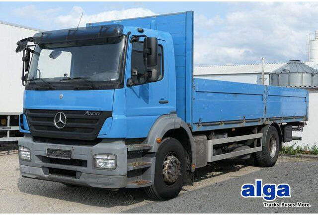 Mercedes-Benz 1833 L Axor 4x2, 7.200mm lang, AHK, Gerüst,Klima - Camion plateau: photos 1 Mercedes-Benz 1833 L Axor 4x2, 7.200mm lang, AHK, Gerüst,Klima - Camion plateau: photos 1