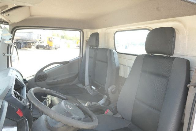 Crédit-bail de Nissan 32.12 4x2, 11m Arbeitshöhe, Klima,3. Sitz  Nissan 32.12 4x2, 11m Arbeitshöhe, Klima,3. Sitz: photos 12