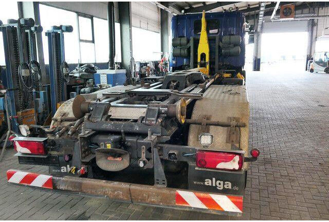 Scania R 500 8x4, Palfinger P24A, Knickarm, Retarder,AC - Camion ampliroll: photos 3 Scania R 500 8x4, Palfinger P24A, Knickarm, Retarder,AC - Camion ampliroll: photos 3