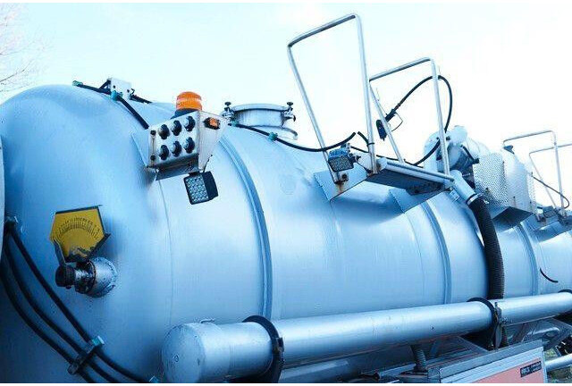 Tank Saug Truck XXL 18,Kanalreiniger,Pumpe,Alu-Felgen - Camion hydrocureur: photos 4 Tank Saug Truck XXL 18,Kanalreiniger,Pumpe,Alu-Felgen - Camion hydrocureur: photos 4