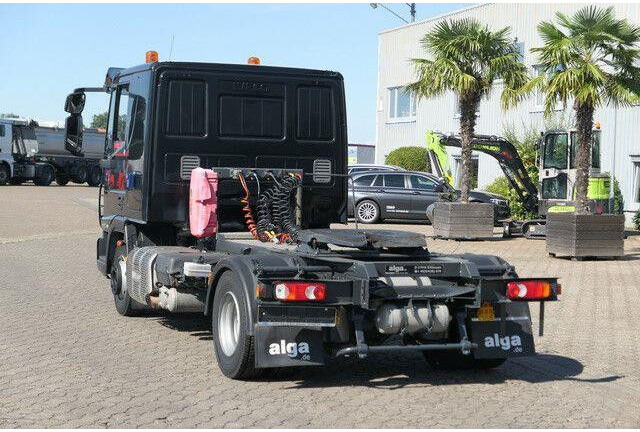Iveco 80E22 EuroCargo 4x2, 3. Sitz, Automatik,Tempomat - Tracteur routier: photos 5 Iveco 80E22 EuroCargo 4x2, 3. Sitz, Automatik,Tempomat - Tracteur routier: photos 5