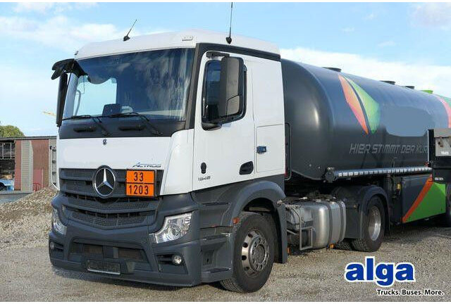 Mercedes-Benz 1846 Actros 4x2, Hydr., ADR, Leicht, Klima, Navi - Tracteur routier: photos 1 Mercedes-Benz 1846 Actros 4x2, Hydr., ADR, Leicht, Klima, Navi - Tracteur routier: photos 1