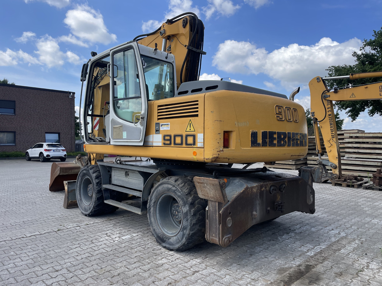 LIEBHERR A900C HD Litronic - Pelle sur pneus: photos 2 LIEBHERR A900C HD Litronic - Pelle sur pneus: photos 2