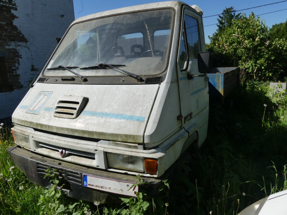Camion benne Renault Master B80 - Camion benne: photos 1 Camion benne Renault Master B80 - Camion benne: photos 1