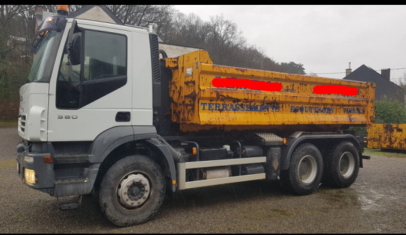 Camion porte container + container 11 m³ Iveco Trakker 380 - Camion ampliroll: photos 2 Camion porte container + container 11 m³ Iveco Trakker 380 - Camion ampliroll: photos 2