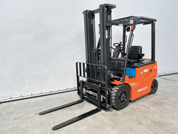 Noblelift FE4P16QC 2024 Chariot élévateur 1.6T fourches réglables électrique - Chariot élévateur électrique: photos 2 Noblelift FE4P16QC 2024 Chariot élévateur 1.6T fourches réglables électrique - Chariot élévateur électrique: photos 2