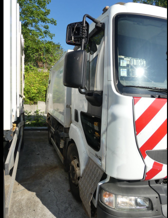 REF:1338 - Camion poubelle Renault Midlum 190DXI (2011-140.758 km) - Benne à ordures ménagères: photos 3 REF:1338 - Camion poubelle Renault Midlum 190DXI (2011-140.758 km) - Benne à ordures ménagères: photos 3