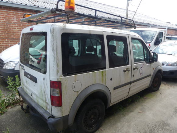 REF:immatriculé sous : TRF-384 - Voiture Ford Tourneo Connect - Utilitaire double cabine: photos 2 REF:immatriculé sous : TRF-384 - Voiture Ford Tourneo Connect - Utilitaire double cabine: photos 2