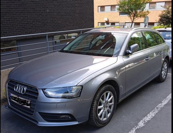 Voiture Audi A4 Avant (2015-311.812 km-VIN:WAUZZZ8K6FA125687) - Voiture break: photos 2 Voiture Audi A4 Avant (2015-311.812 km-VIN:WAUZZZ8K6FA125687) - Voiture break: photos 2