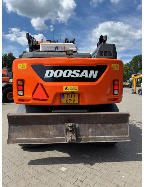 Doosan DX170-5 Engcon Gripper S Afneembaar. - Pelle sur pneus: photos 3 Doosan DX170-5 Engcon Gripper S Afneembaar. - Pelle sur pneus: photos 3