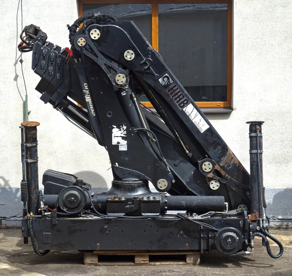 HIAB XS 288 EP-5 HiDuo crane, remote control, extra functions, Ladekran, Kran, g - Grue auxiliaire: photos 1 HIAB XS 288 EP-5 HiDuo crane, remote control, extra functions, Ladekran, Kran, g - Grue auxiliaire: photos 1