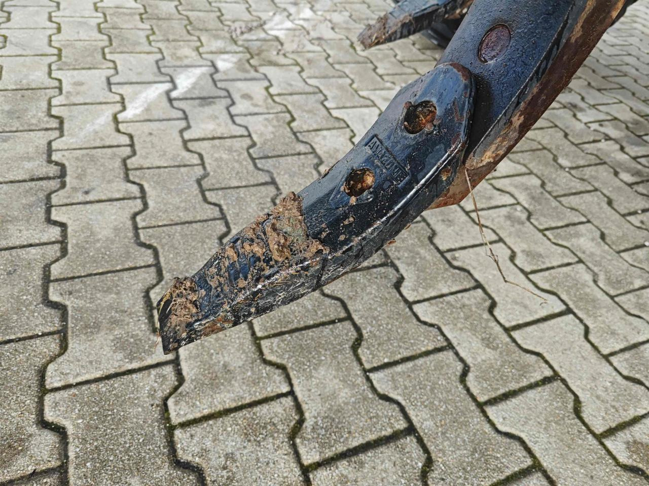 Amazone Cenius 7003-2TX - Bineuse: photos 4 Amazone Cenius 7003-2TX - Bineuse: photos 4