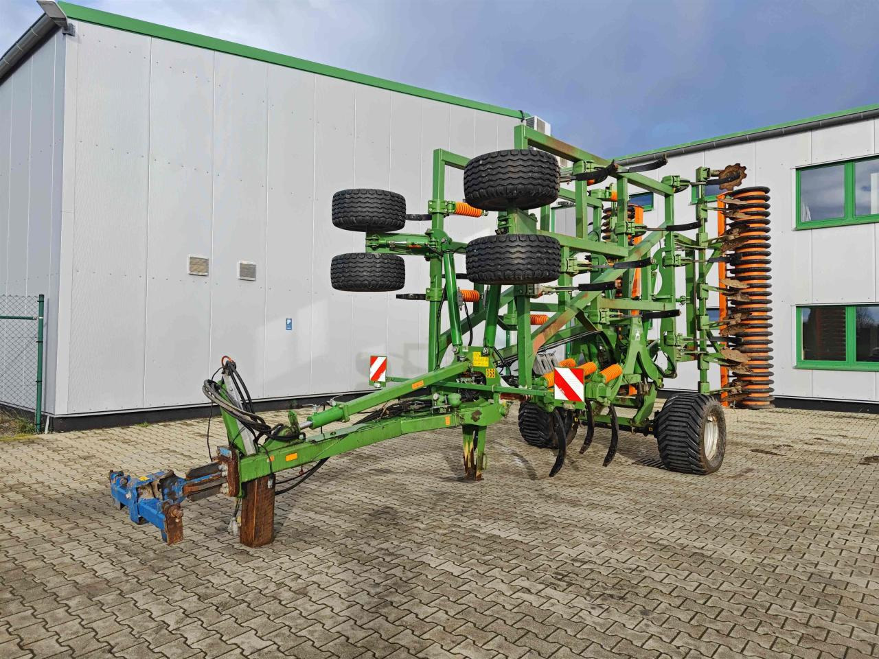 Amazone Cenius 7003-2TX - Bineuse: photos 1 Amazone Cenius 7003-2TX - Bineuse: photos 1