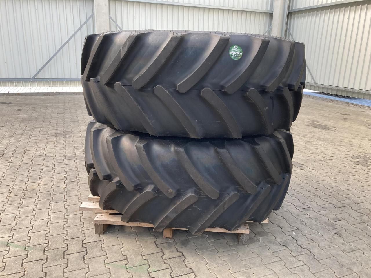 Continental 710/70R42 - Pneu pour Machine agricole: photos 1 Continental 710/70R42 - Pneu pour Machine agricole: photos 1