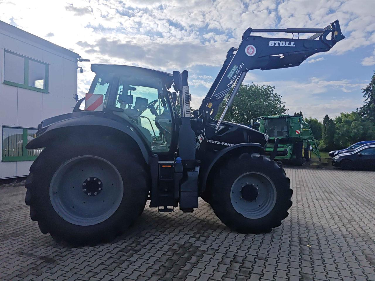 Deutz-Fahr 6215 TTV - Tracteur agricole: photos 2 Deutz-Fahr 6215 TTV - Tracteur agricole: photos 2