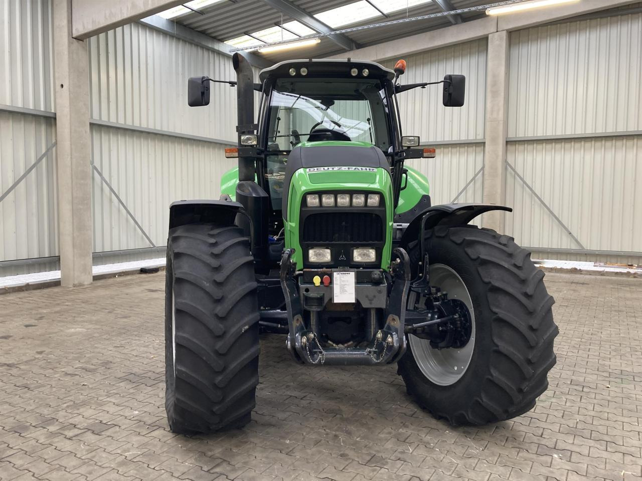 Deutz-Fahr 7210 TTV - Tracteur agricole: photos 2 Deutz-Fahr 7210 TTV - Tracteur agricole: photos 2