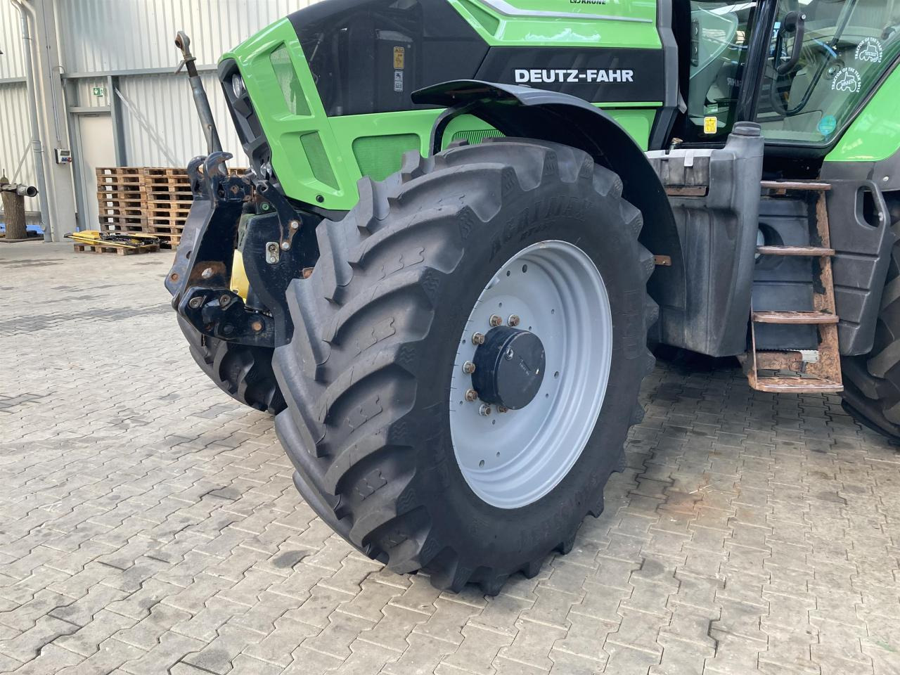 Deutz-Fahr 7250 TTV - Tracteur agricole: photos 2 Deutz-Fahr 7250 TTV - Tracteur agricole: photos 2
