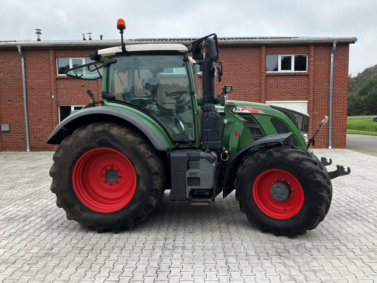 Fendt 716 Vario Profi Plus - Tracteur agricole: photos 3 Fendt 716 Vario Profi Plus - Tracteur agricole: photos 3