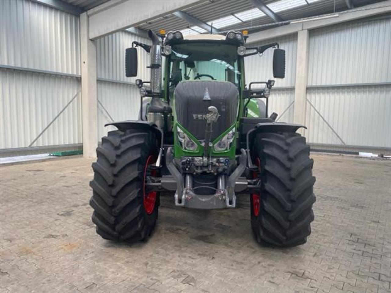 Fendt 828 ProfiPlus - Tracteur agricole: photos 5 Fendt 828 ProfiPlus - Tracteur agricole: photos 5