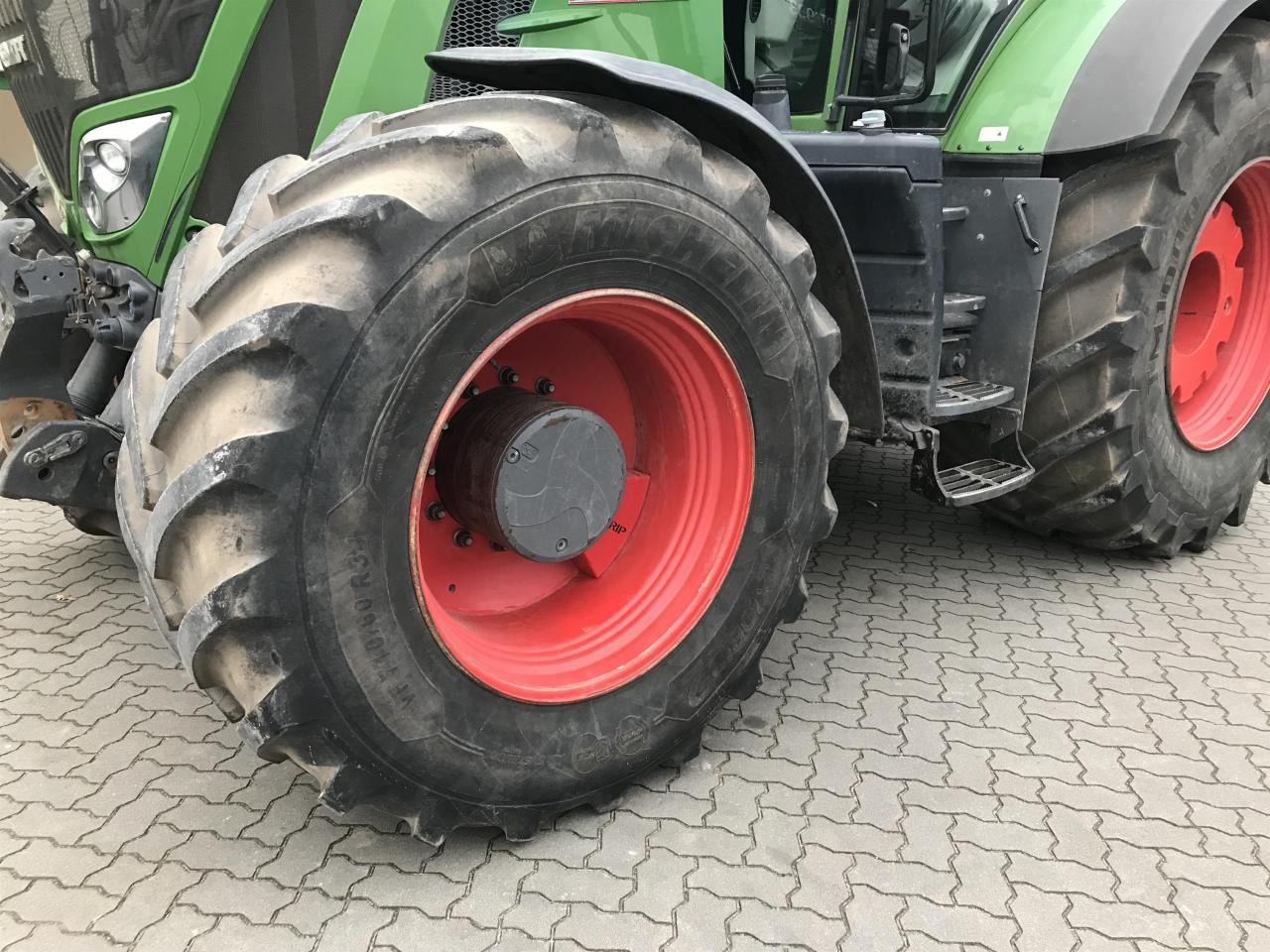 Tracteur agricole Fendt 933: photos 11