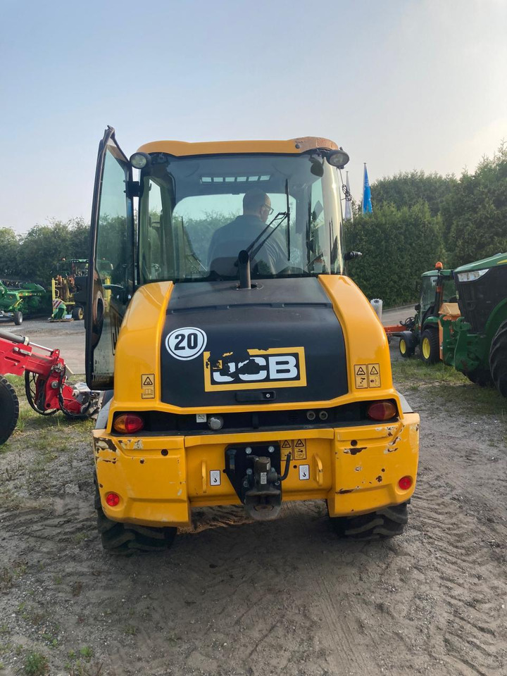 Chariot télescopique JCB TM 220: photos 10
