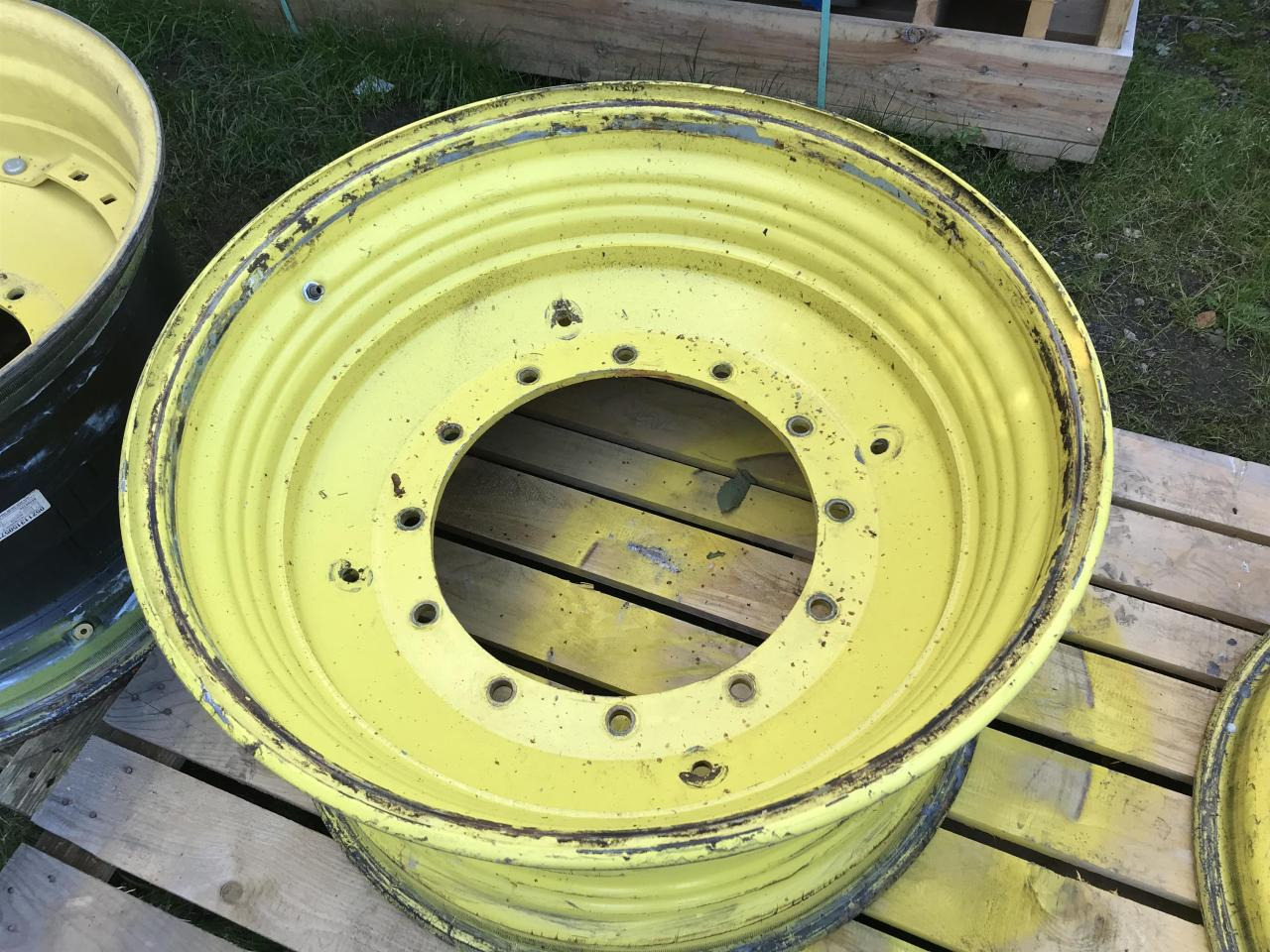 John Deere 18x34 - Pneu pour Machine agricole: photos 3 John Deere 18x34 - Pneu pour Machine agricole: photos 3